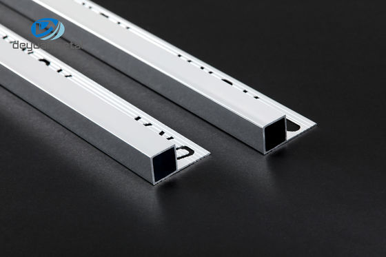 A telha da borda do quadrado de Chrome da luta contra a erosão apara o material moderado 10mm de T6 Alu6063