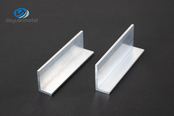 o comprimento de 2.5m anodizou o revestimento disponível de alumínio do moinho do ângulo de guarnição do ODM dos protetores de canto T5 T6
