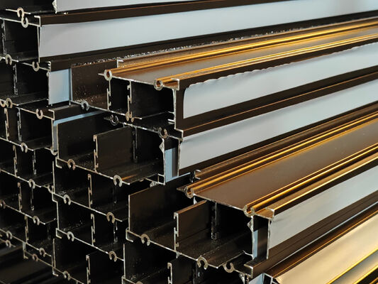 Alumínio Janela Deslizante Porta Patio Perfis de revestimento em pó Bronze África do Sul